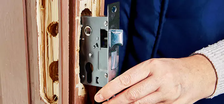 Garage Door Lock Replacement Helena